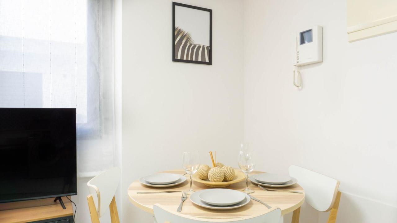 Apartment Dos Aceras Málaga Esterno foto